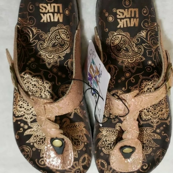 MUK LUKS Thong Sandals Memory Foam Insole - Picture 4 of 8